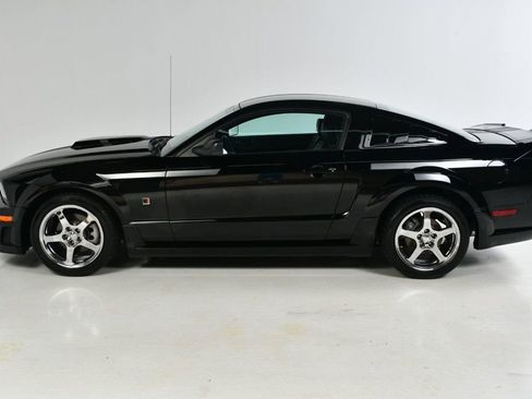 Used 2006 Ford Mustang GT image 3