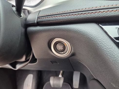 Certified 2024 Chrysler Pacifica Pinnacle FWD image 28