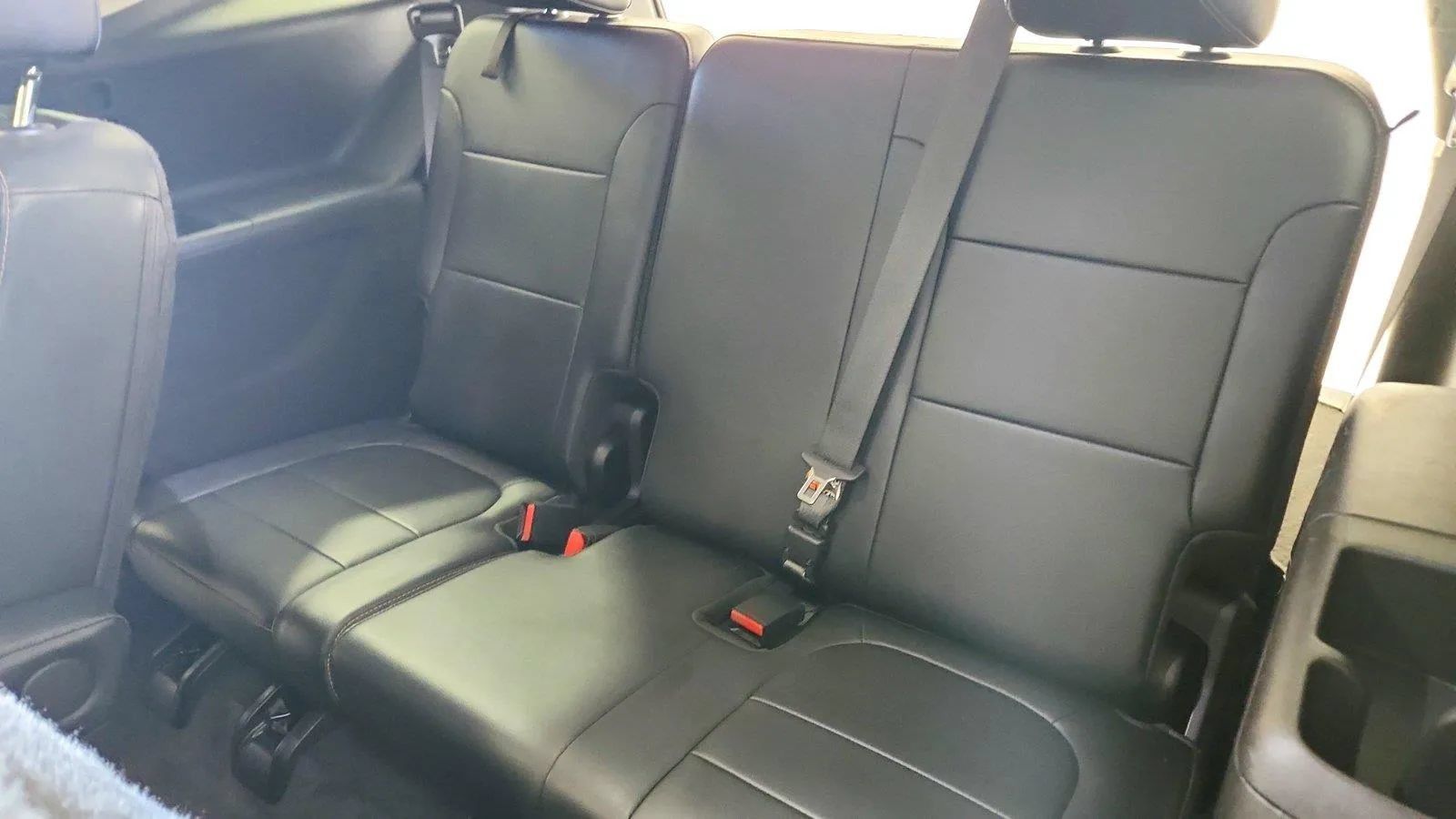Used 2019 Chevrolet Traverse LT w/ LT Premium Package AWD/4WD image 26