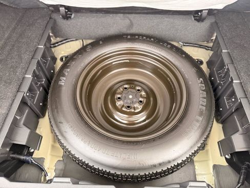 Used 2023 Nissan Murano S image 24