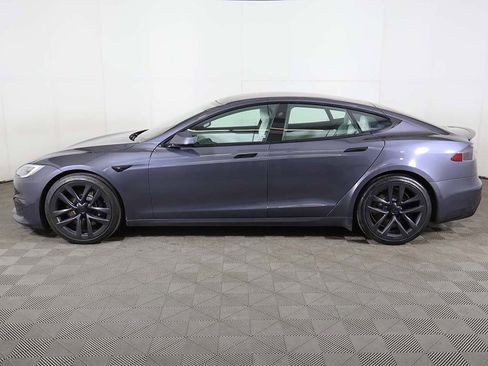 Used 2021 Tesla Model S Plaid image 18