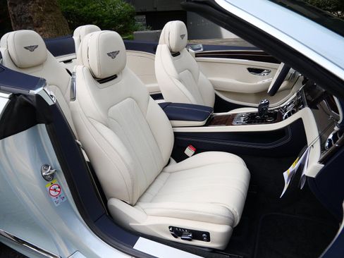 New 2026 Bentley Continental GTC AWD/4WD image 22