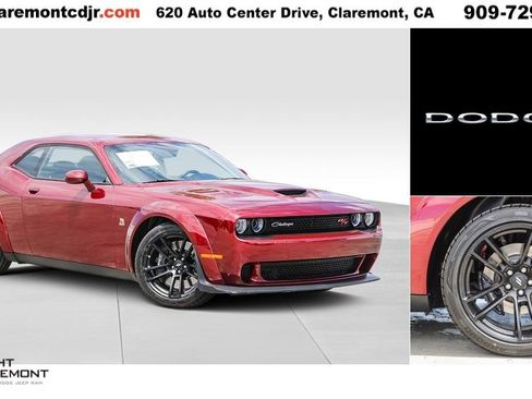 Used 2023 Dodge Challenger R/T Scat Pack image 1