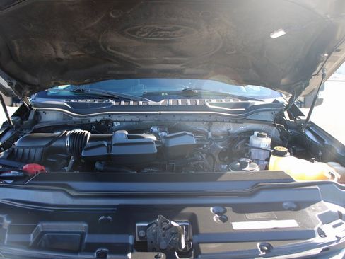 Used 2017 Ford F250 Lariat w/ Lariat Value Package image 7