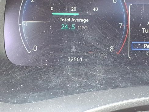 Used 2024 Toyota Highlander Platinum image 29