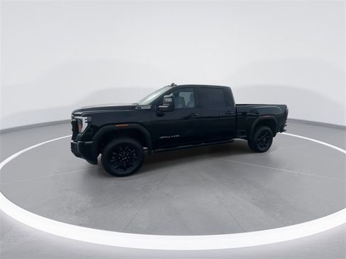 Used 2024 GMC Sierra 2500 AT4 w/ AT4 Premium Plus Package image 4
