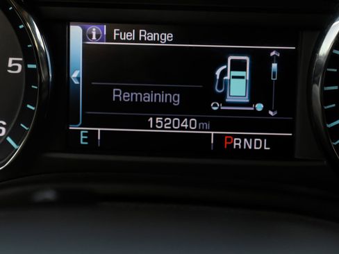 Used 2017 Chevrolet Tahoe LT w/ LT Signature Package image 18