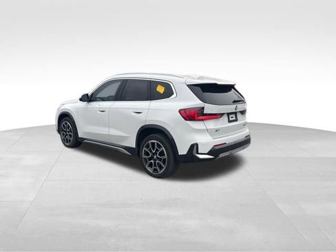 Used 2023 BMW X1 xDrive28i w/ Premium Package image 3