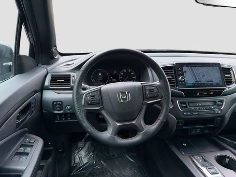 Used 2025 Honda Ridgeline TrailSport image 23