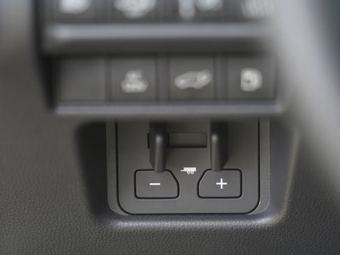 Used 2024 Toyota Land Cruiser image 17