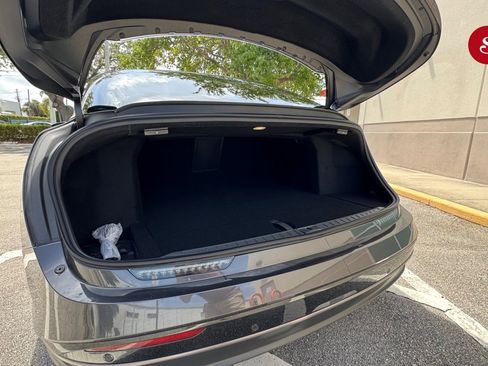 Used 2025 Lucid Air Pure RWD image 22