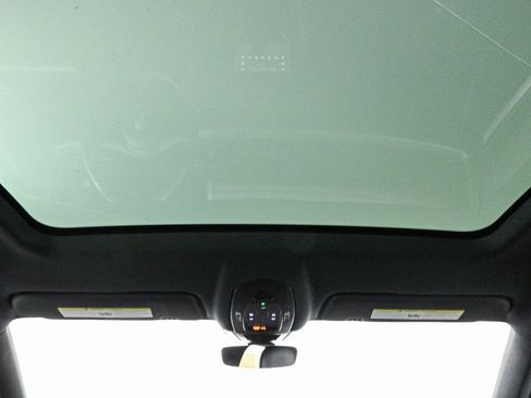 New 2025 Porsche Cayenne Coupe image 20