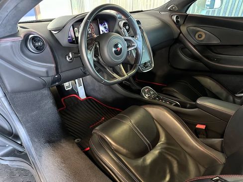 Used 2016 McLaren 570S Coupe RWD image 29