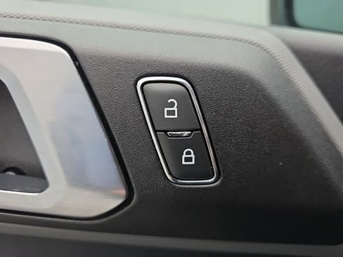 Used 2022 Ford Bronco Black Diamond AWD/4WD image 19