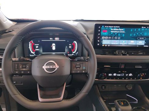 New 2026 Nissan Rogue Platinum w/ Platinum Premium Package image 12