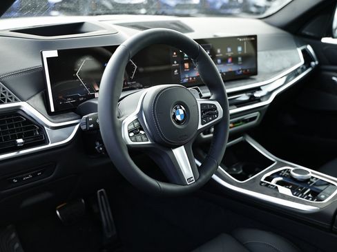 New 2026 BMW X5 xDrive40i w/ M Sport Package image 18