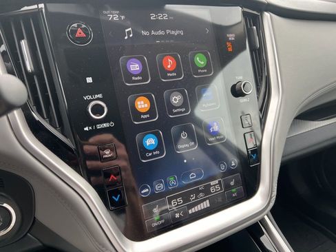 Used 2025 Subaru Outback Premium w/ Popular Package #1A image 13