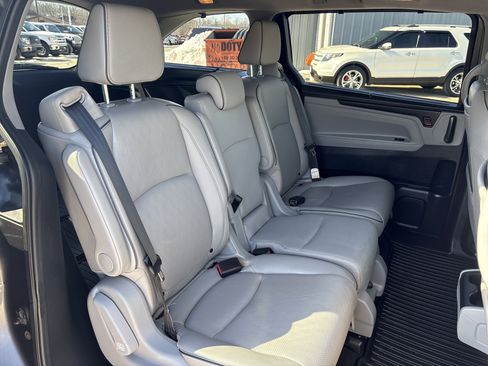 Used 2024 Honda Odyssey Elite image 9