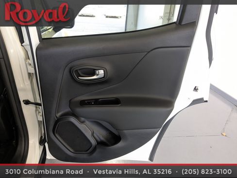 Used 2022 Jeep Renegade Latitude image 9