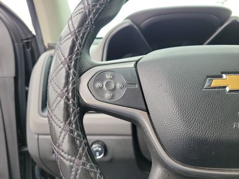 Used 2019 Chevrolet Colorado W/T w/ WT Convenience Package AWD/4WD image 22
