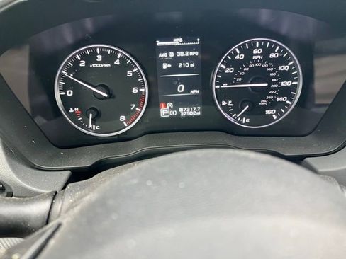 Used 2024 Subaru Crosstrek 2.0i Premium AWD/4WD image 17