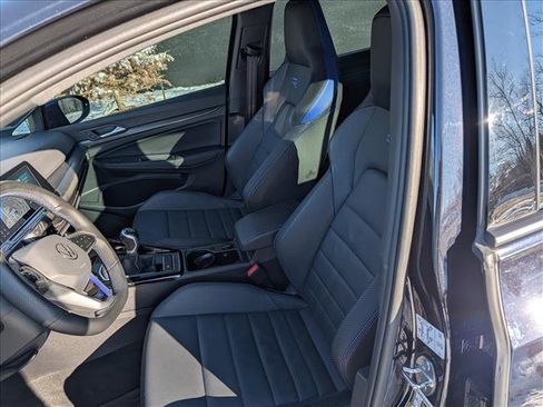 Used 2023 Volkswagen Golf 20th Anniversary Edition image 26