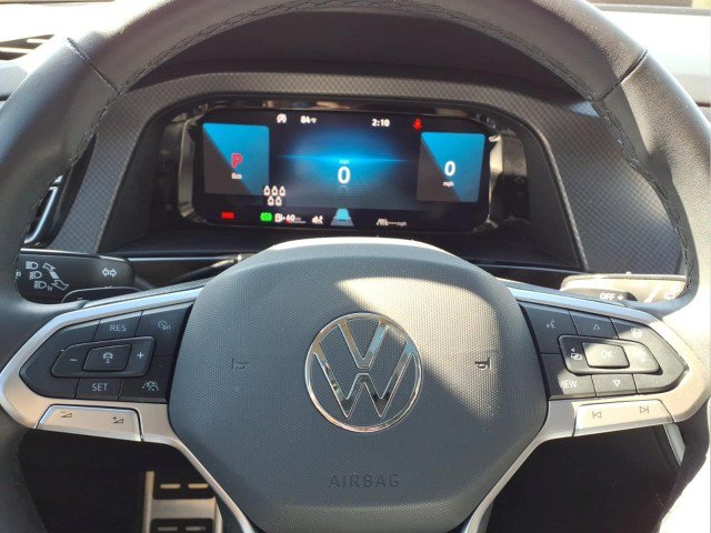 Certified 2024 Volkswagen Atlas Peak Edition SE AWD/4WD image 24