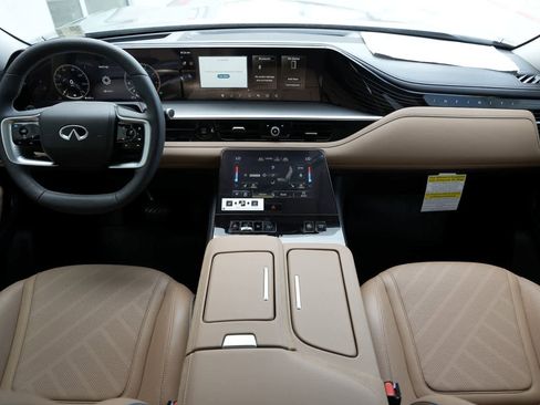 New 2026 INFINITI QX80 Luxe RWD image 7
