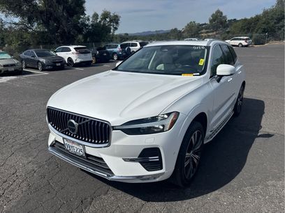Used 2022 Volvo XC60 B5 Inscription w/ Advanced Package
