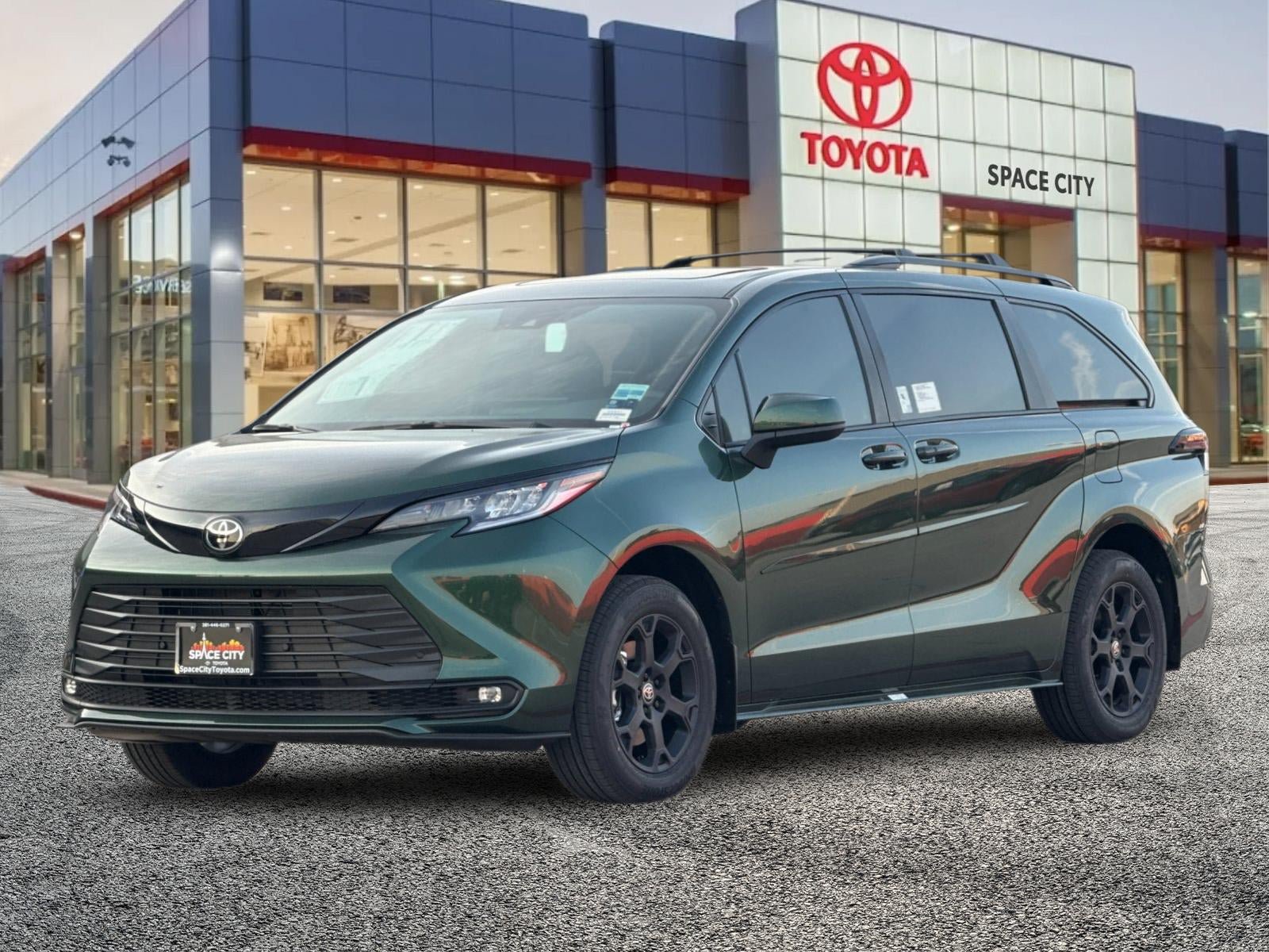 New 2026 Toyota Sienna XLE Woodland Edition AWD/4WD image 2