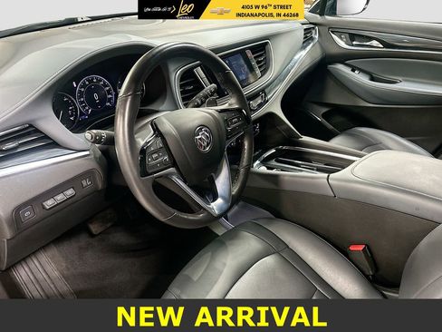 Used 2023 Buick Enclave Premium image 9