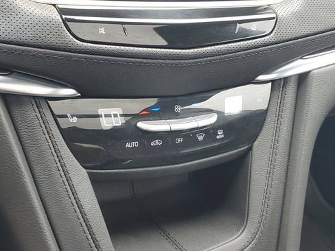 Used 2023 Cadillac XT5 Premium Luxury w/ LPO, Floor Liner Package AWD/4WD image 25