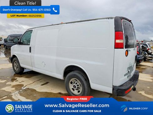 Used 2007 GMC Savana 2500 RWD image 3