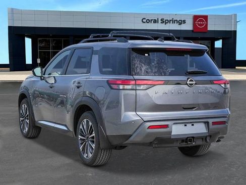 New 2026 Nissan Pathfinder Platinum w/ Cargo Package FWD image 2