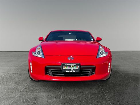 Used 2016 Nissan 370Z Touring RWD image 9