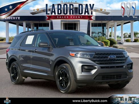 Used 2023 Ford Explorer XLT w/ Class IV Trailer Tow Package AWD/4WD image 1