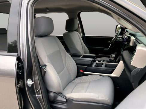 Used 2023 Toyota Tundra SR5 w/ SR5 Convenience Package AWD/4WD image 9