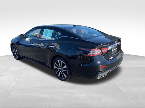 Used 2021 Nissan Maxima 3.5 SV w/ Floor Mat Group FWD image 5