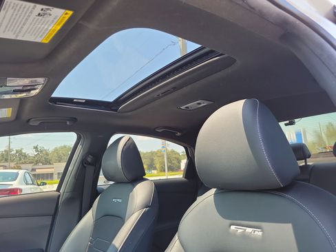 Used 2022 Kia Forte GT-Line w/ GT-Line Premium Package FWD image 8