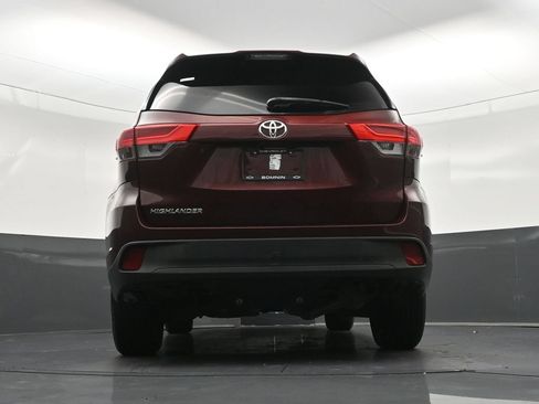 Used 2019 Toyota Highlander LE FWD image 27