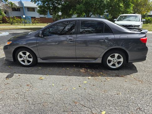 Used 2012 Toyota Corolla S image 8