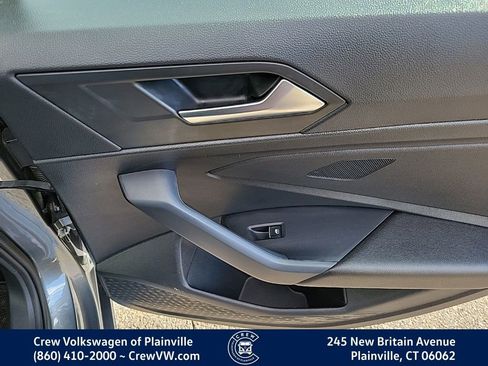 Certified 2022 Volkswagen Jetta SE image 49