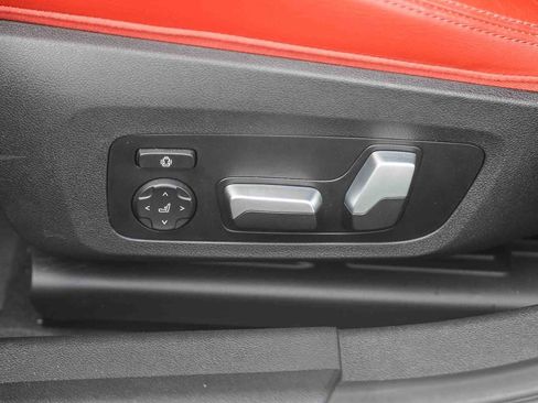 Used 2024 BMW M3 Competition w/ Executive Package image 18