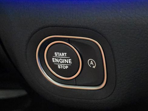 New 2025 Mercedes-Benz GLS 580 4MATIC image 30