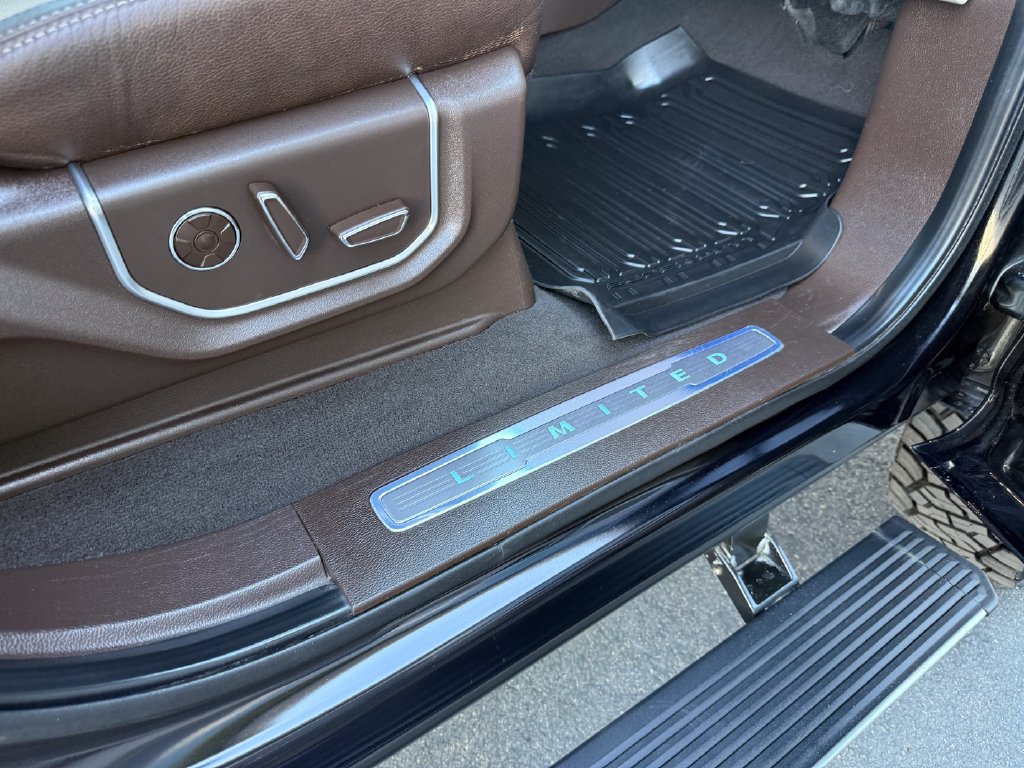 Used 2019 Ford F350 Limited w/ FX4 Off-Road Package AWD/4WD image 50