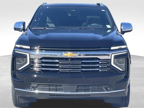 New 2026 Chevrolet Suburban Premier image 8