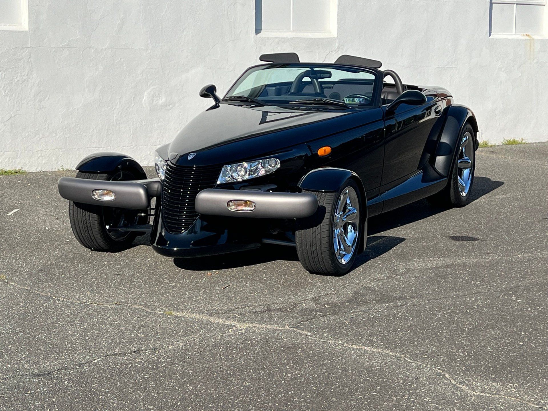 Used 1999 Plymouth Prowler RWD image 14