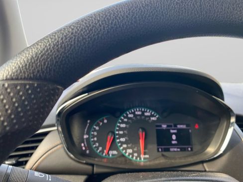 Used 2019 Chevrolet Trax LS AWD/4WD image 15