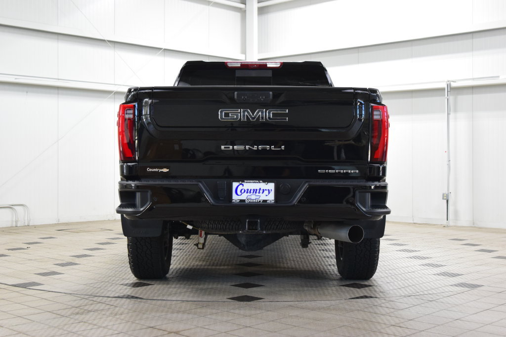 Used 2024 GMC Sierra 2500 Denali Ultimate AWD/4WD image 11