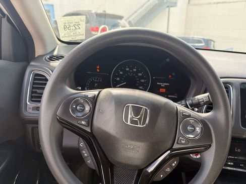 Used 2022 Honda HR-V EX image 25